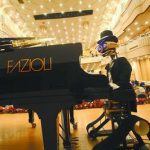 北京のショーでロボットがショパンの名曲をピアノ演奏し世界が驚愕！！！海外の反応「ロボコップが活躍する時代ももうすぐだな」