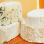 なぜスーパーマーケットの泥棒はチーズを盗むのでしょう？ ウィスコンシン州であった最近のチーズ泥棒の行動に警察が困惑？？