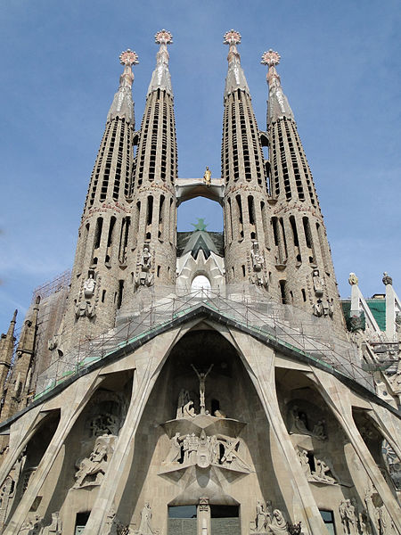 450px-Sagrada_Familia_03